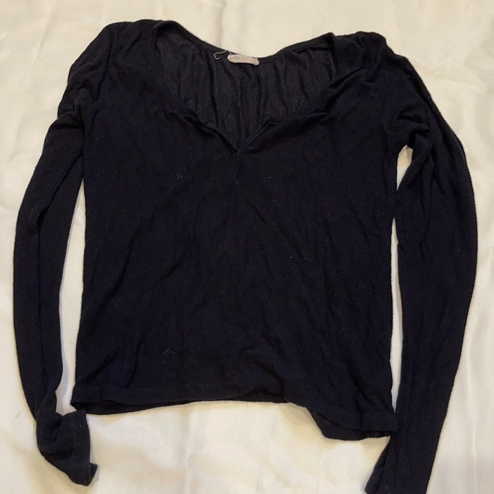 DEEP V NECK RIBBED LONG SLEEVE